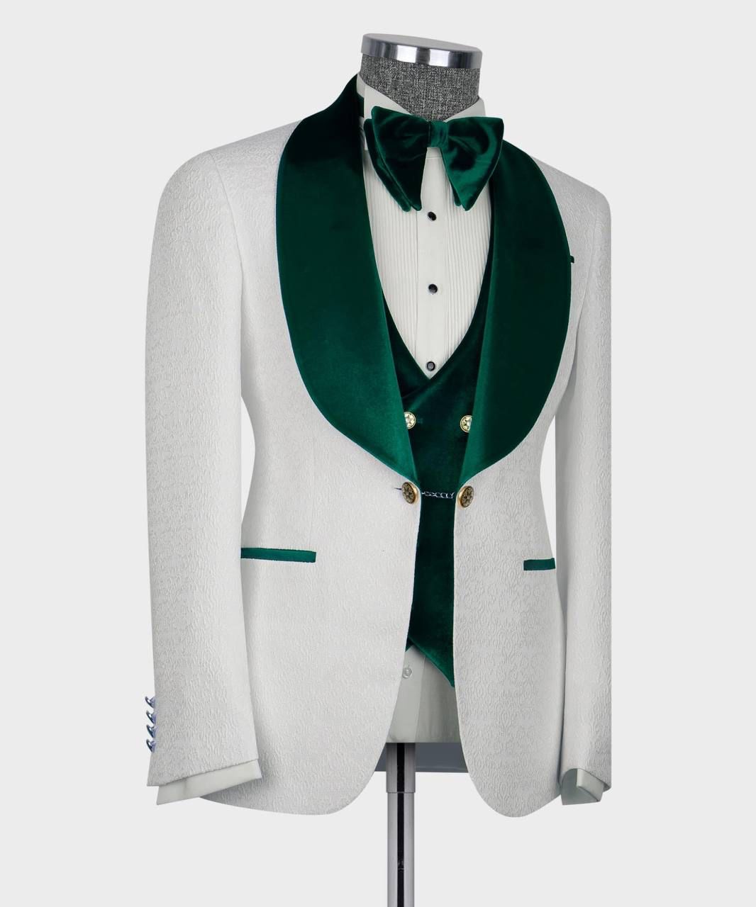 Classic Groom Tuxedo - Image 5