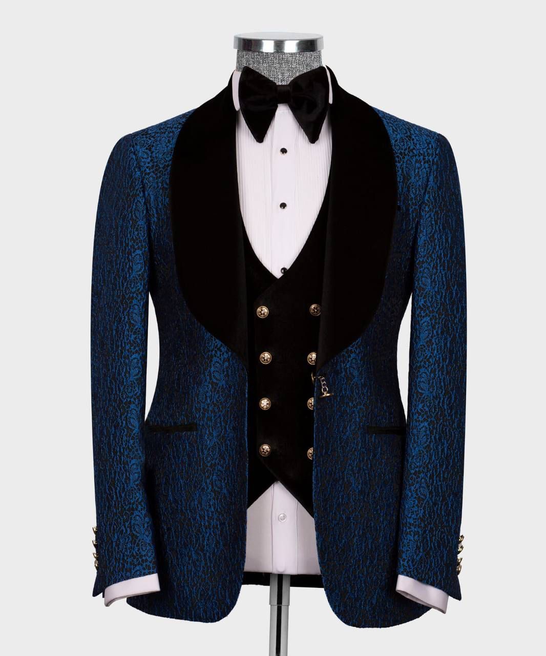 Classic Groom Tuxedo