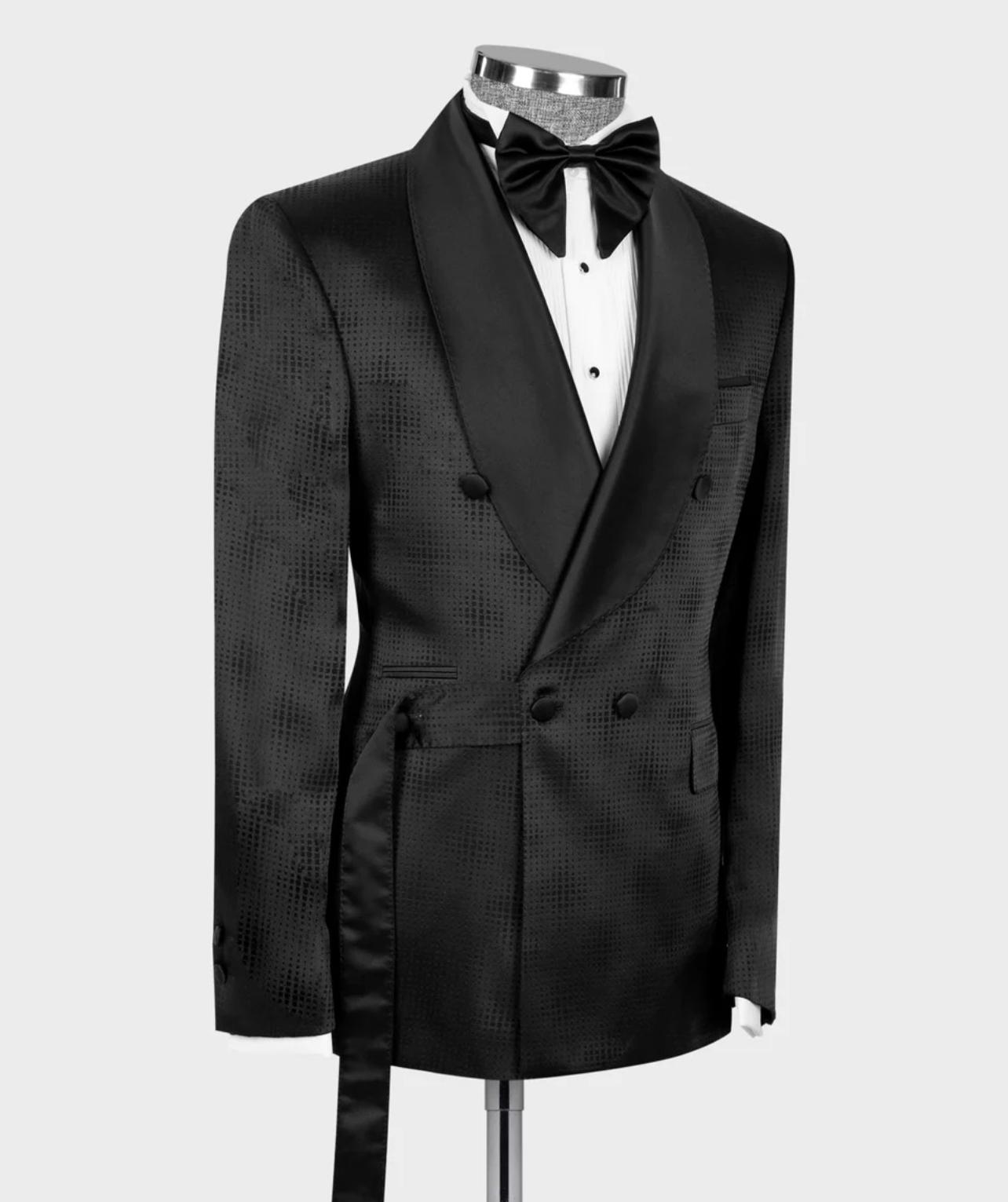 Classic Belted Tuxedo Suit - Image 4
