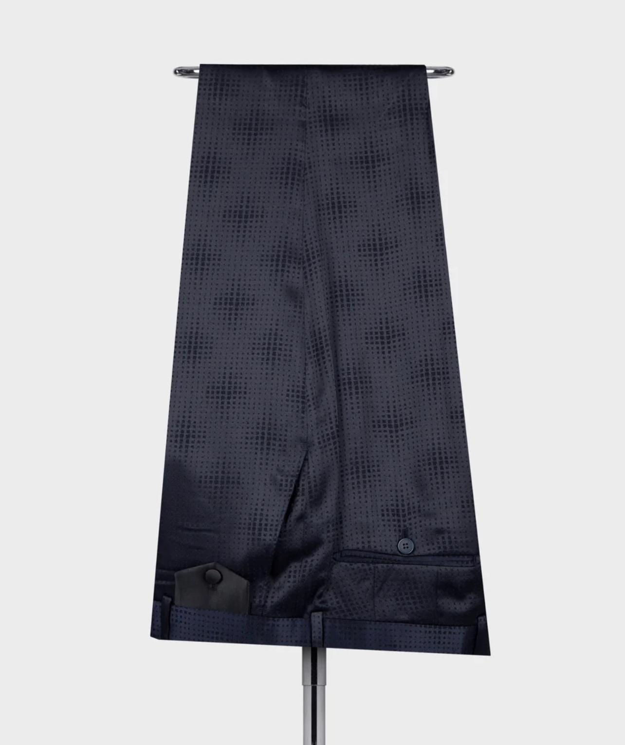 Classic Belted Tuxedo Suit - Image 2