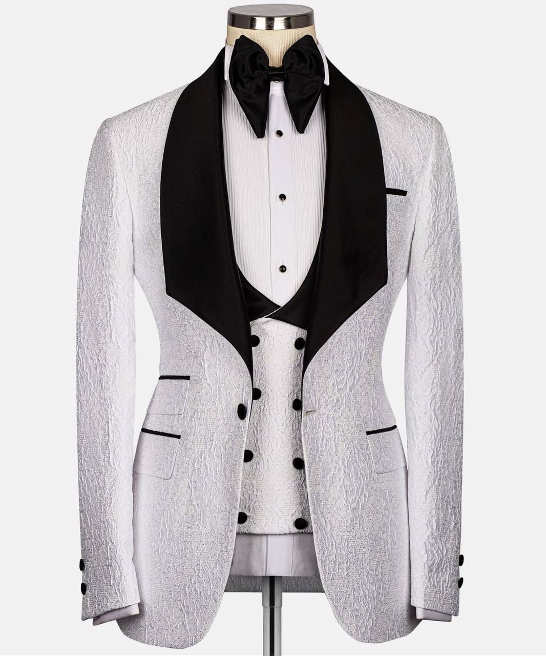 Classic Groom Tuxedo