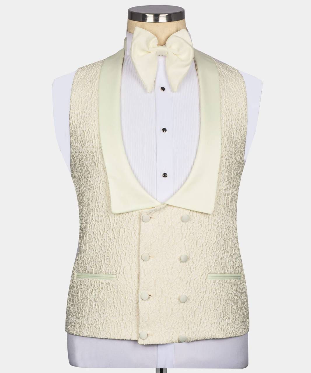 Classic Groom Tuxedo - Image 2