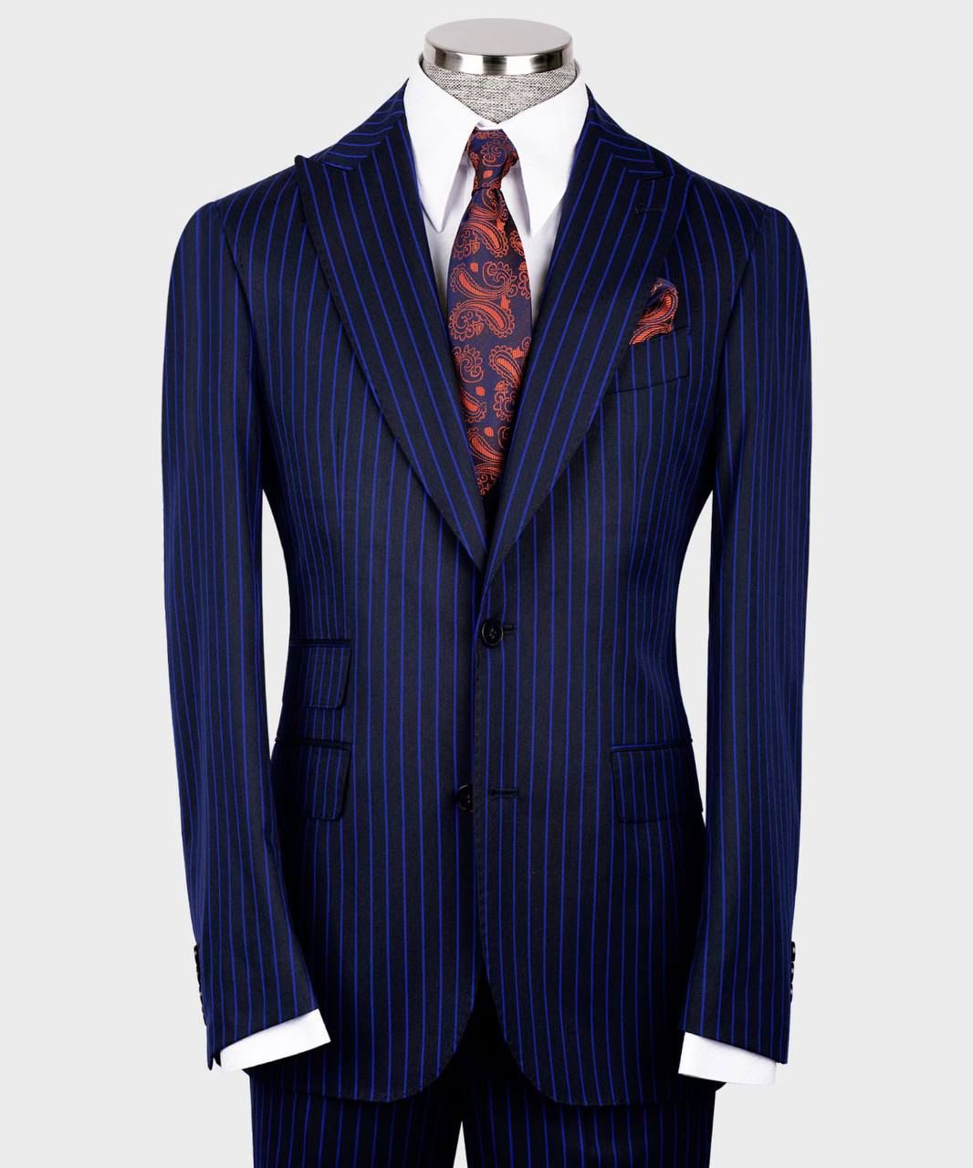 Classic Three-piece Suit - Image 4