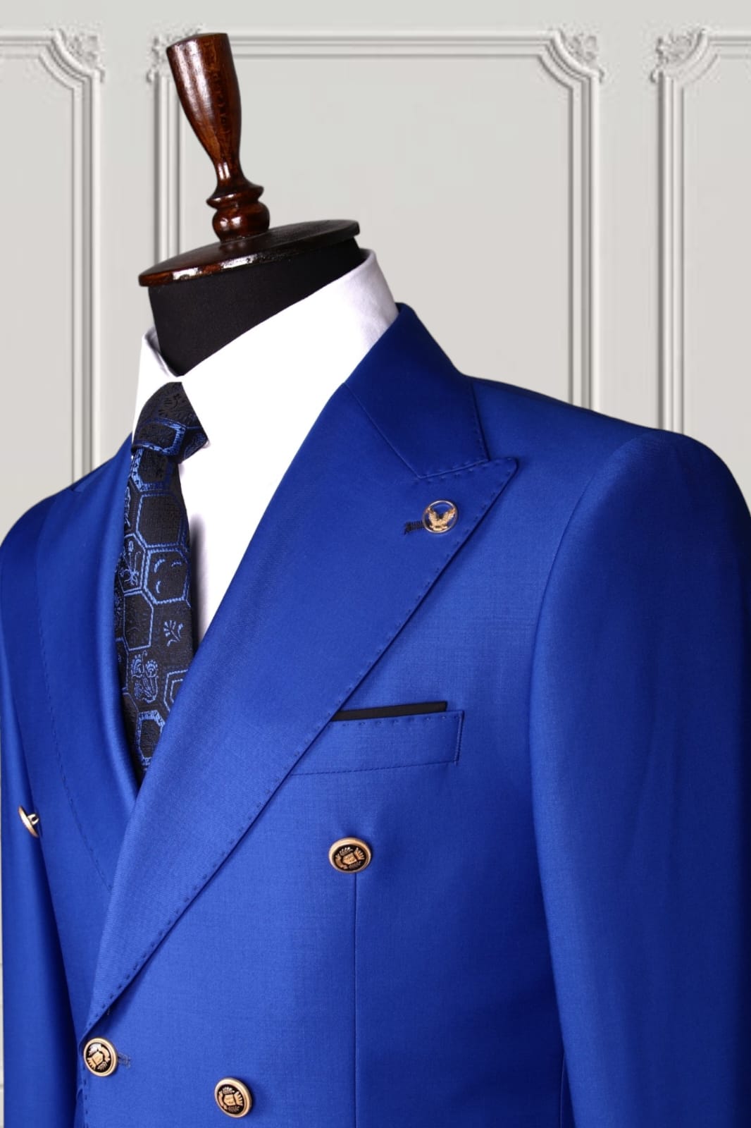 Classic Double Breasted Suit - Image 2