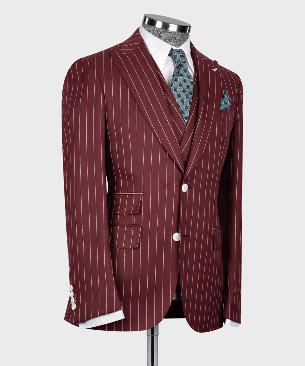 Classic Three-piece Suit - Image 5