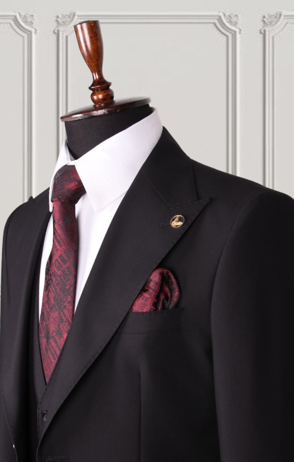 Classic Three-piece Suit - Image 2