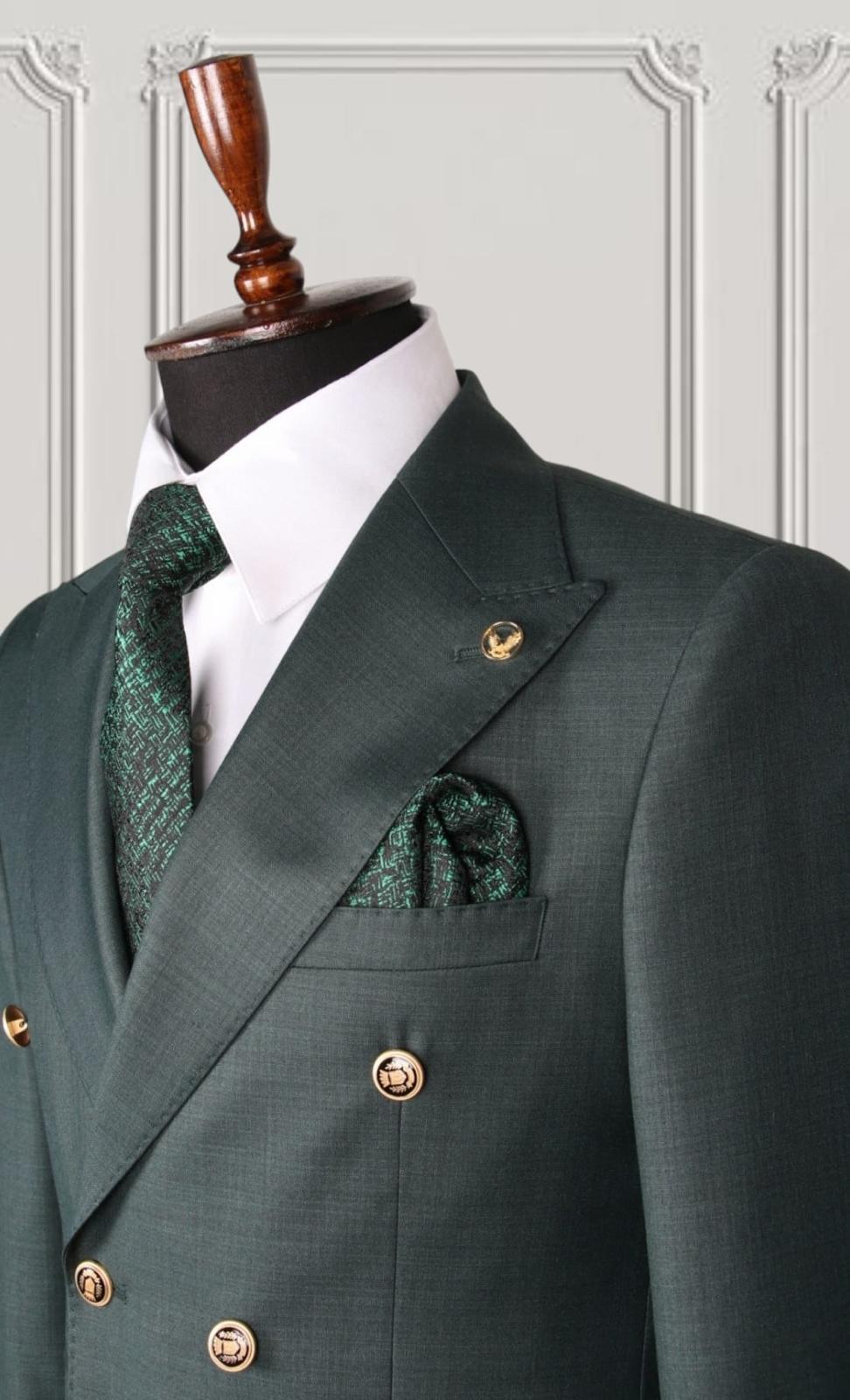 Classic Double Breasted Suit - Image 2