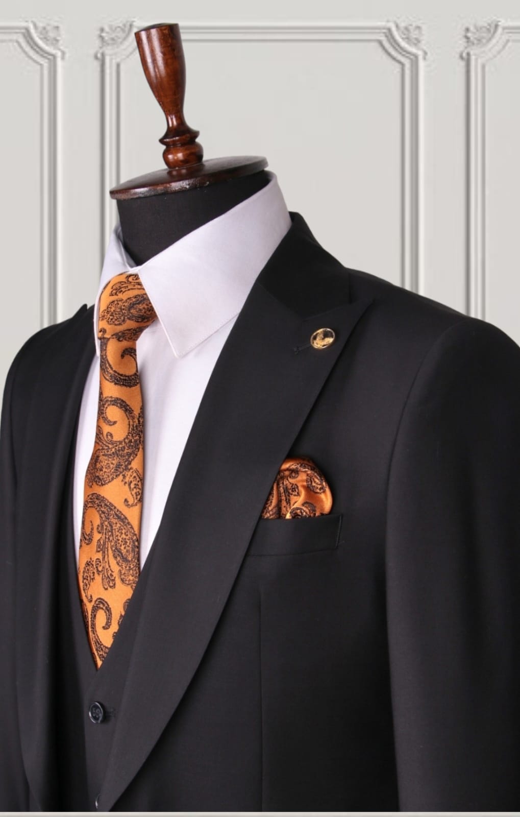 Classic Three-piece Suit - Image 2