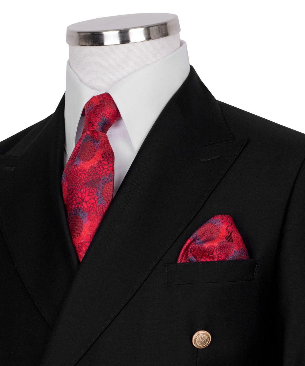 Classic Double-Breasted Suit - Image 4