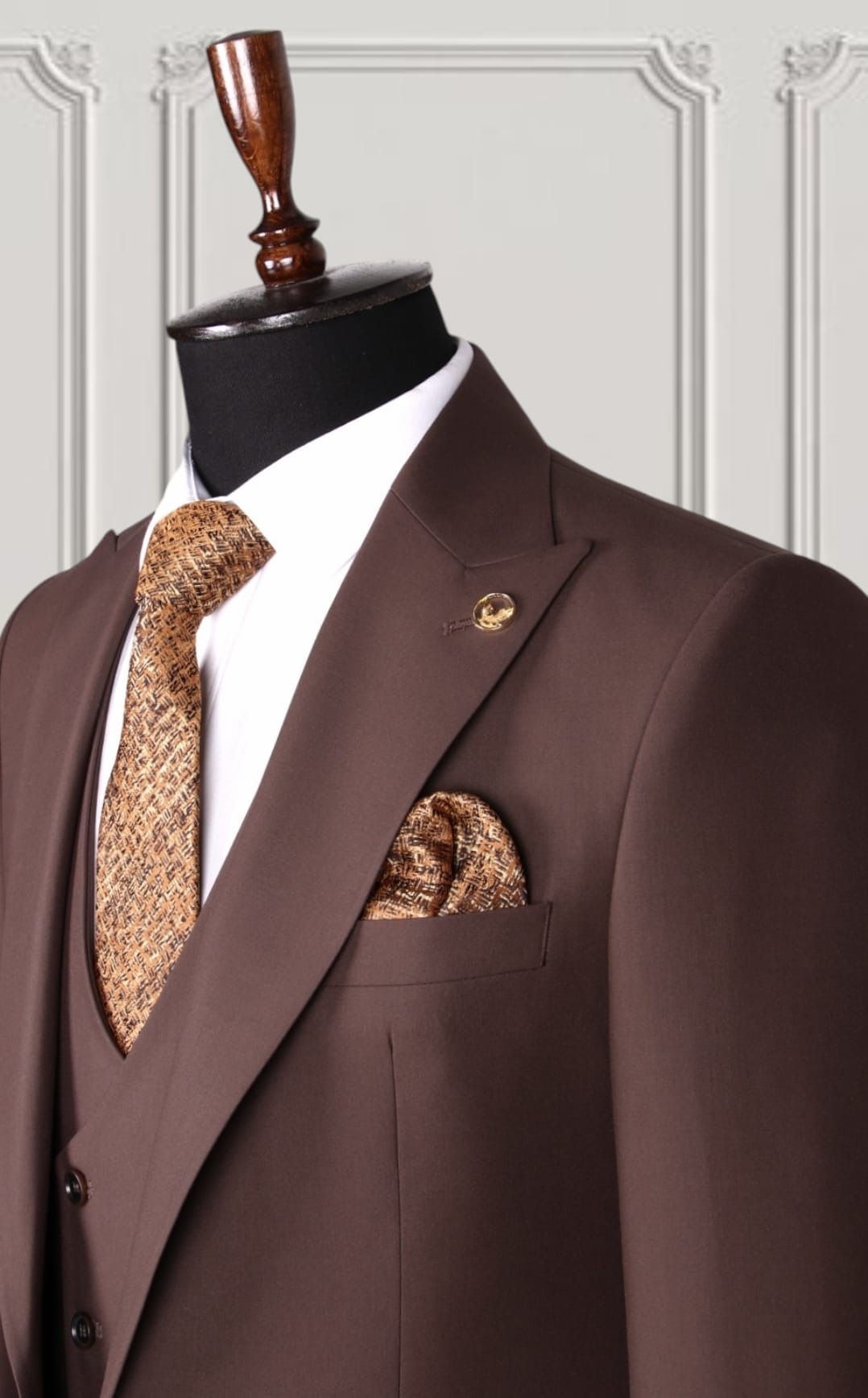 Classic Three-piece Suit - Image 2