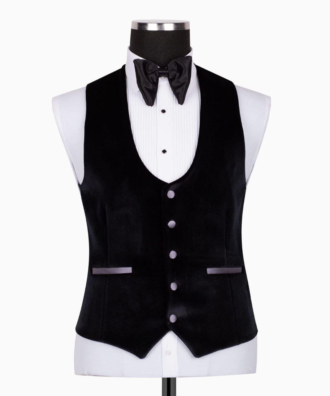 Classic Belted Tuxedo Suit - Image 4