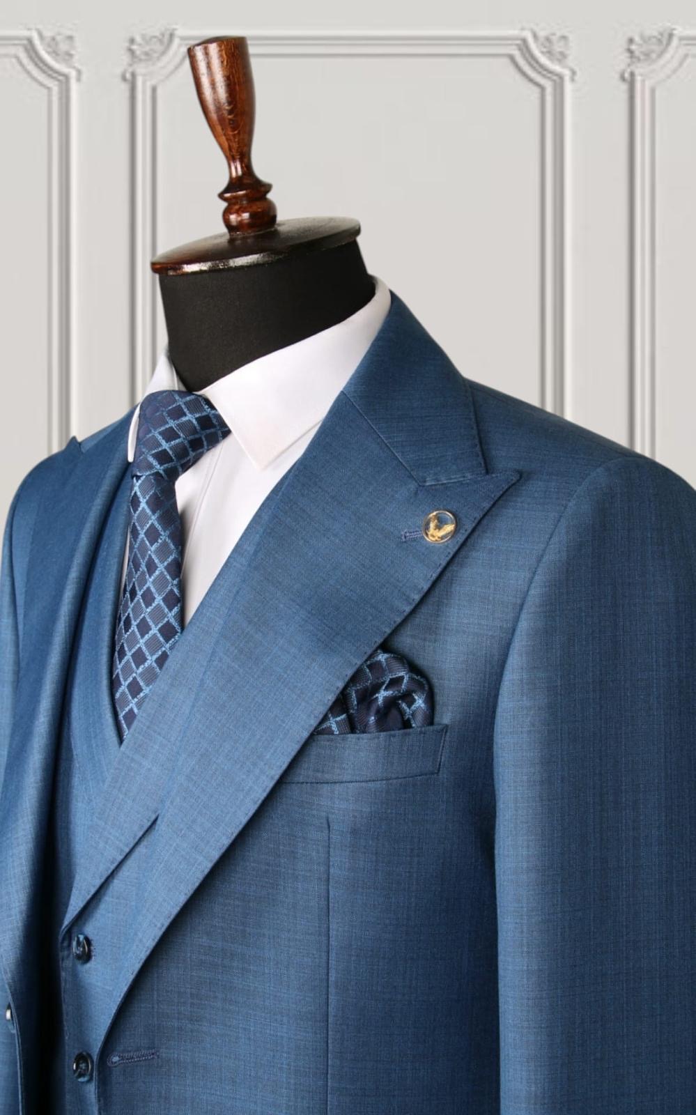 Classic Three-piece Suit - Image 2