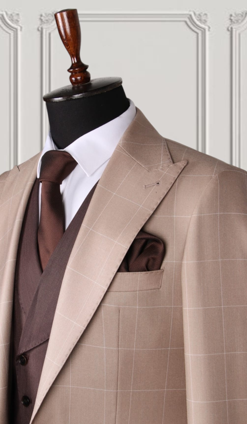 Classic Three-piece Suit - Image 2