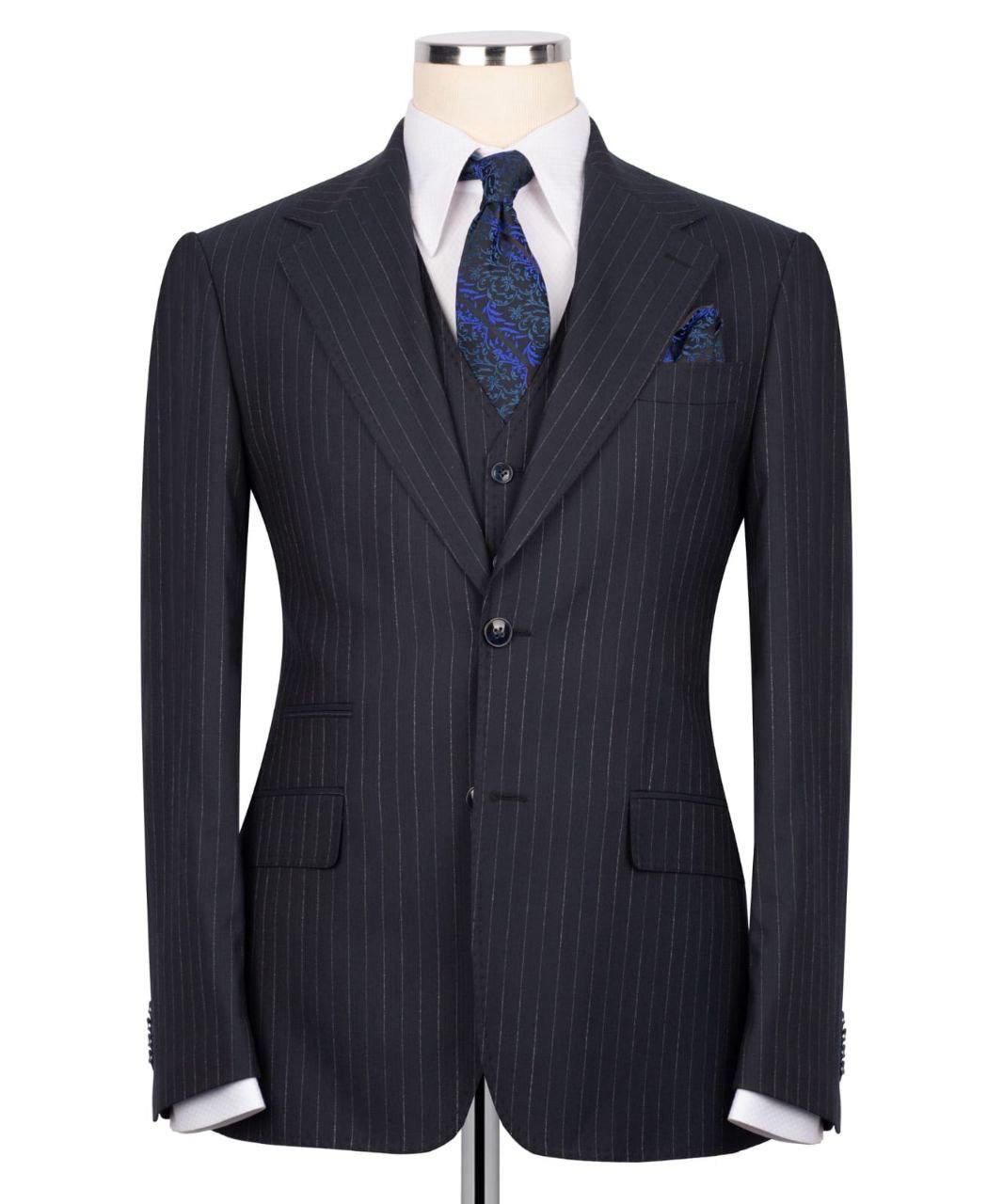 Classic Three-piece Suit - Image 3