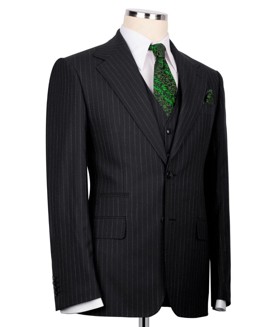 Classic Three-piece Suit - Image 5