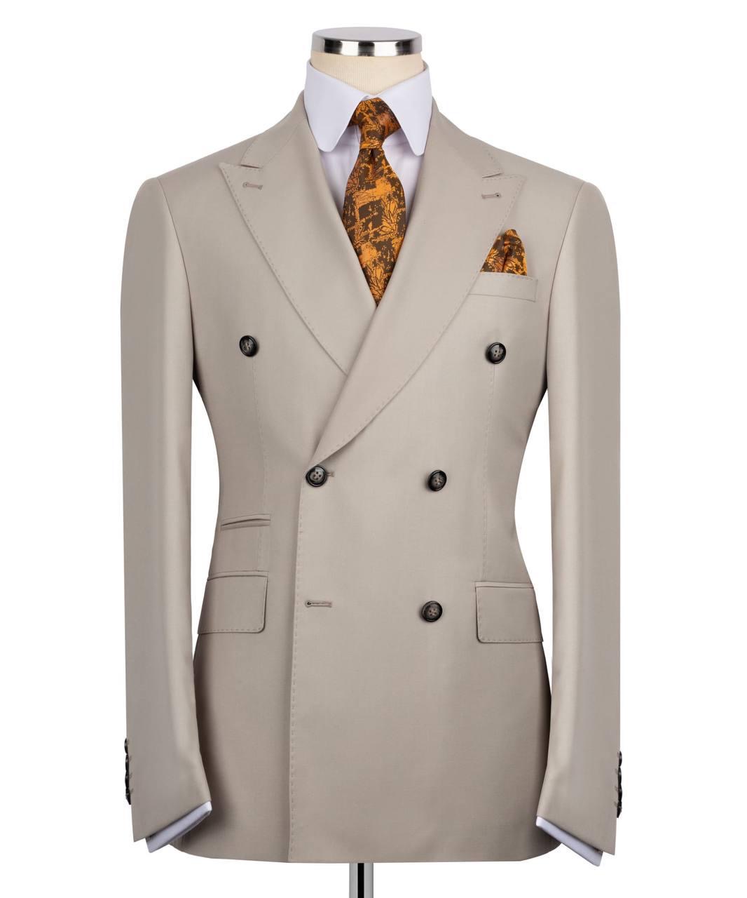 Classic Double-breasted Suit - Image 2