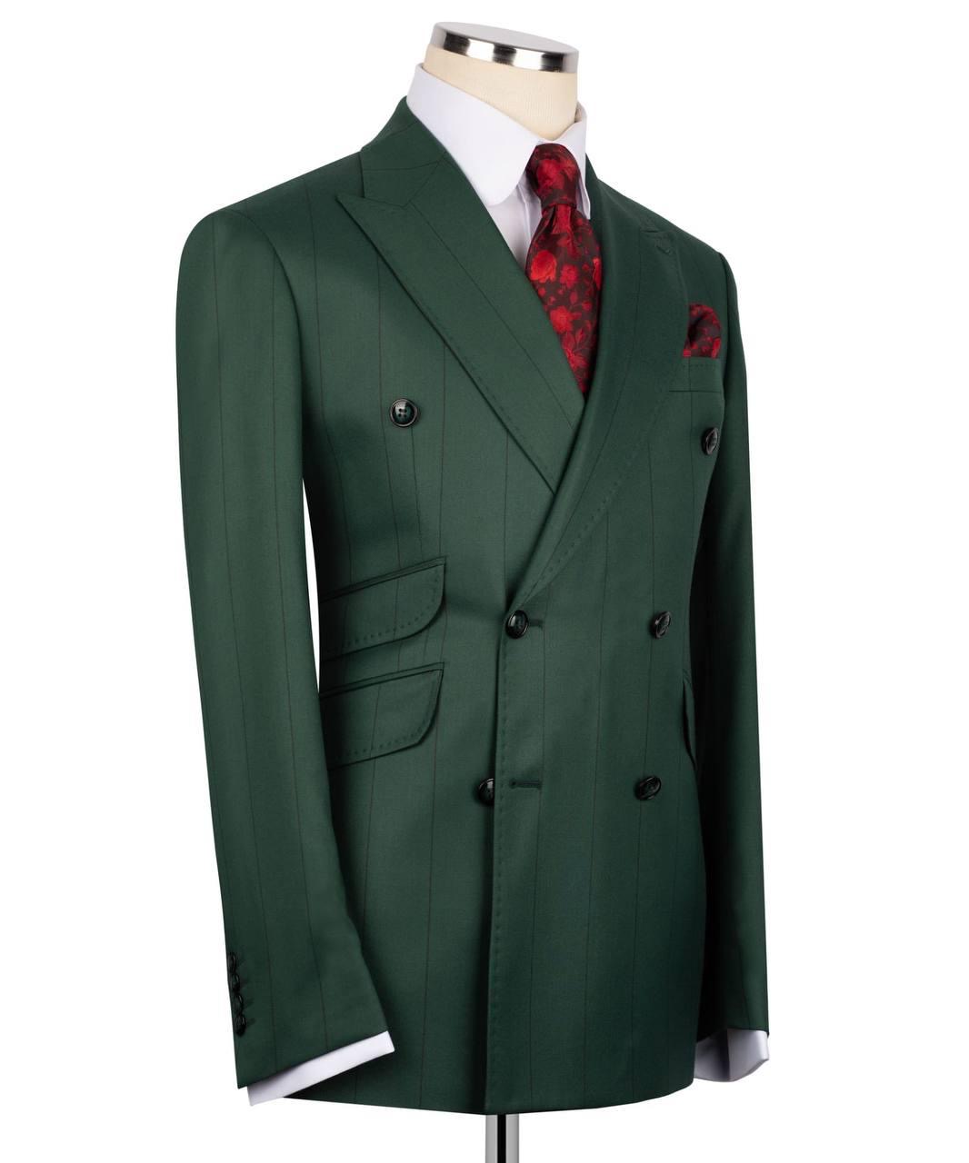 Classic Double-breasted Suit - Image 3